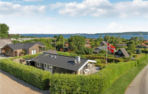 Nice Home In Børkop With Wifi, Børkop
